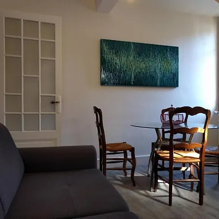 Calme Et Lumineux, Centre-ville, Pour 4 - H2 Apartment *